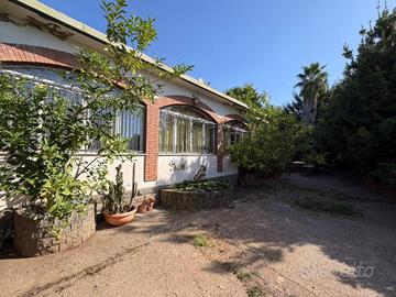 Villa di 200 m² con 5 locali a Velletri