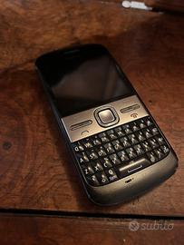 NOKIA E5 del 2010