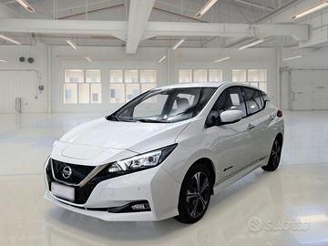 NISSAN LEAF BUSINESS 40KWH 5 PORTE BERLINA