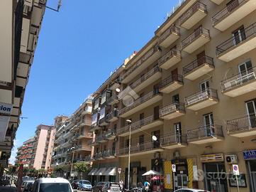 NEGOZIO A CASTELLAMMARE DI STABIA