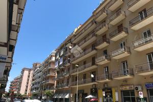 NEGOZIO A CASTELLAMMARE DI STABIA