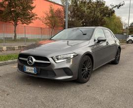 Mercedes a180 d sport automatica