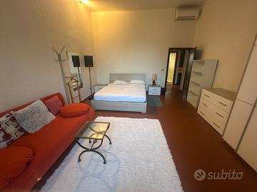 Grazioso TRILOCALE a Piazza PUccini + P.AUTO