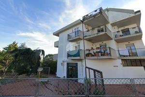 4 LOCALI A GROTTAMMARE