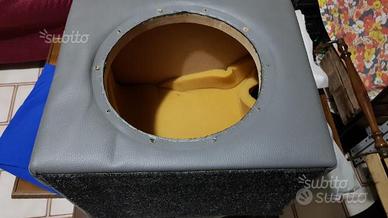 Cassa chiusa per Subwoofer in MDF da 25cm - 10"