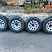 Cerchi Suzuki Vitara R15 + gomme 4 stagioni