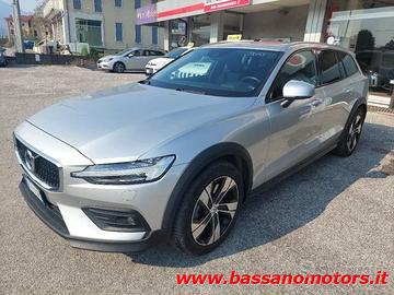 VOLVO V60 Cross Country D4 AWD Geartronic Business