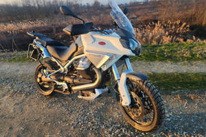 Moto GUZZI STELVIO
