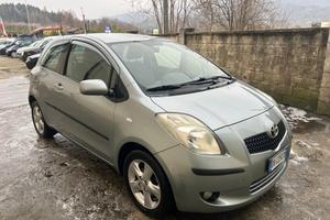 Toyota Yaris 1.0 3 porte