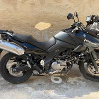 Suzuki V Strom DL 650 - 2006