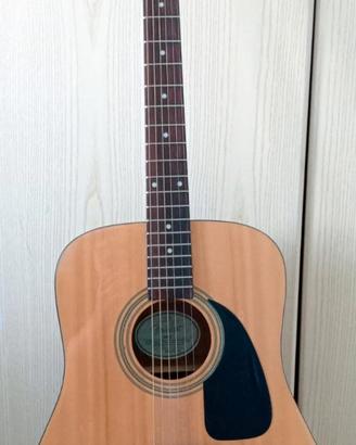 chitarra acustica 