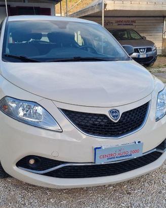 LANCIA - Ypsilon - 1.2 69 CV 5p. GPL Ecochic Gold