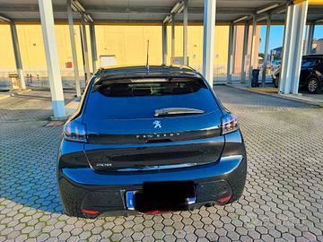 pegeaut 208 Allure pack.