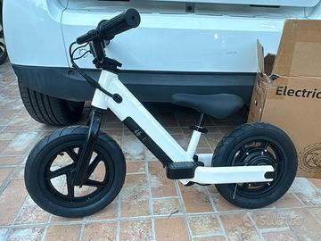 Balance bike elettrica