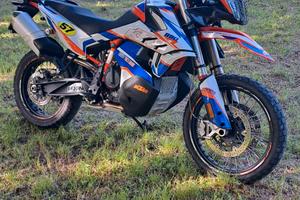 ktm 890 