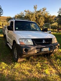 Jeep pajero 3.500€