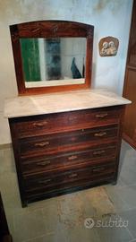 Cassettiera antica