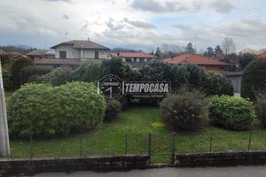 Villa a Vertemate con Minoprio Via RISORGIMENTO