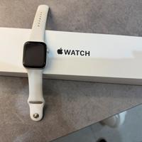 Apple Watch SE 44mm GPS Silver Aluminum Case