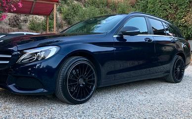 Mercedes c220 4 matic