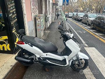 Yamaha X-Max 250 fine 2008 - PERMUTE