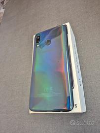 Samsung Galaxy A40 - 64GB - Dual SIM
