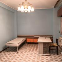 Ampia Stanza nel Quartiere Collatino, Roma