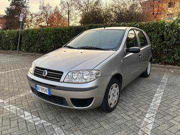 Fiat Punto 1.2i Neopatentati