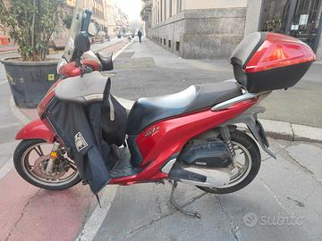 Scooter Sh125-2018
