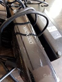 Alimentatore per Xbox 360, più cavo video, più Kin