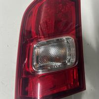 Fanale posteriore sinistro suzuki ignis 2020 2025