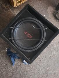 subwoofer piu 2 ampificatore 