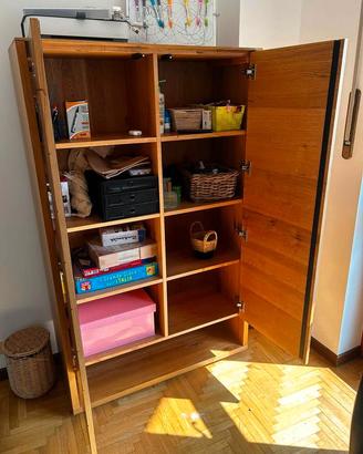 Credenza alta Kave Home Alguema in rovere naturale