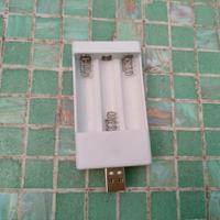 Caricatore batterie ricaricabili - presa USB