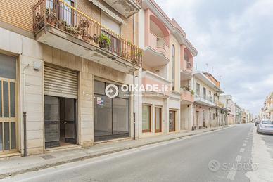 1 Vetrina a Quartu Sant'Elena