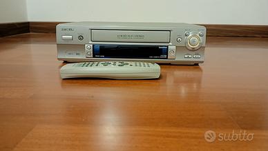 Videoregistratore Aiwa modellofx7700