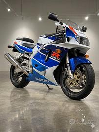 SUZUKI GSX R 750 SRAD