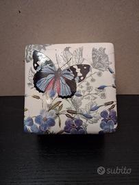 Scatola in ceramica vintage