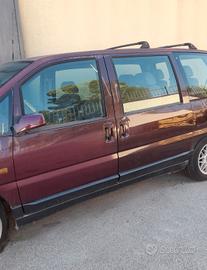 Porte.  sx. Citroen Evasion. 7 posti. 