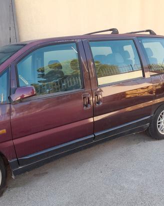 Porte.  sx. Citroen Evasion. 7 posti. 