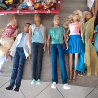 Barbie Ken figli vestiti