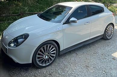 Alfa Romeo Giulietta Quadrifoglio Verde 234 cv