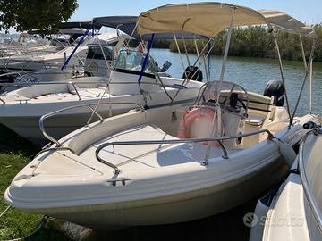 Barca Ranieri Shark 17 con motore Mercury 40hp