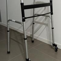 Deambulatore in alluminio