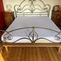 Letto matrimoniale in ferro battuto