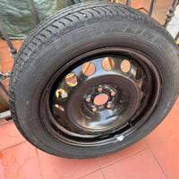 Gomma + cerchio mai usati come nuovi  205/55/16