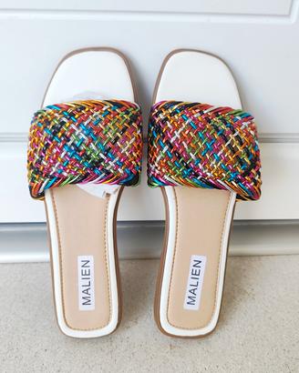 Eleganti ciabatte da spiaggia estive