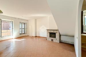 3 LOCALI A MONTE COMPATRI