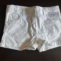 Shorts bambina con etichetta