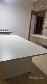 tavolo bianco 